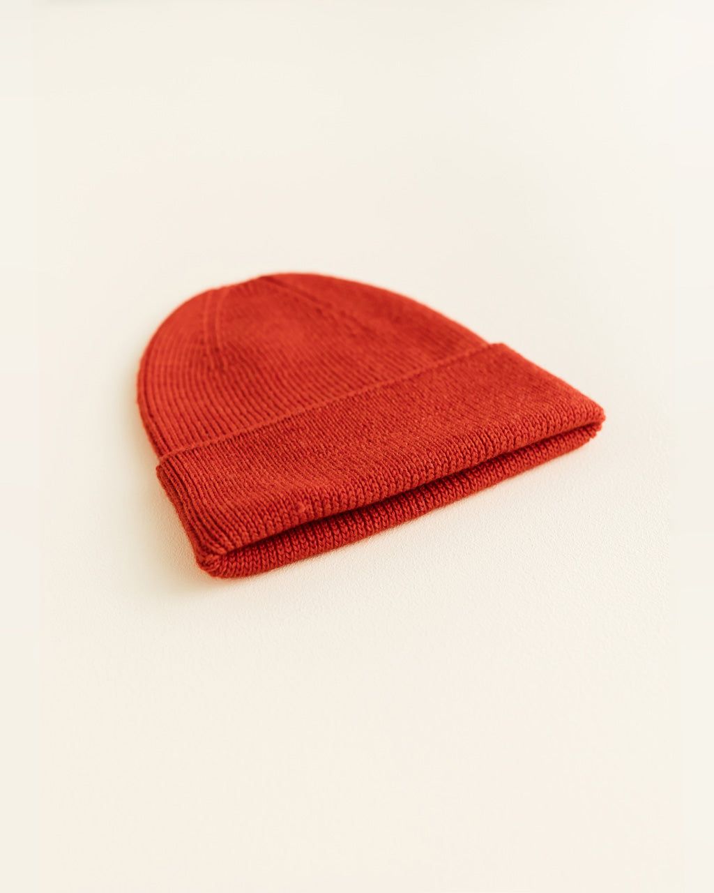Hvid Fonzie Newborn Beanie Red - La Gentile Store