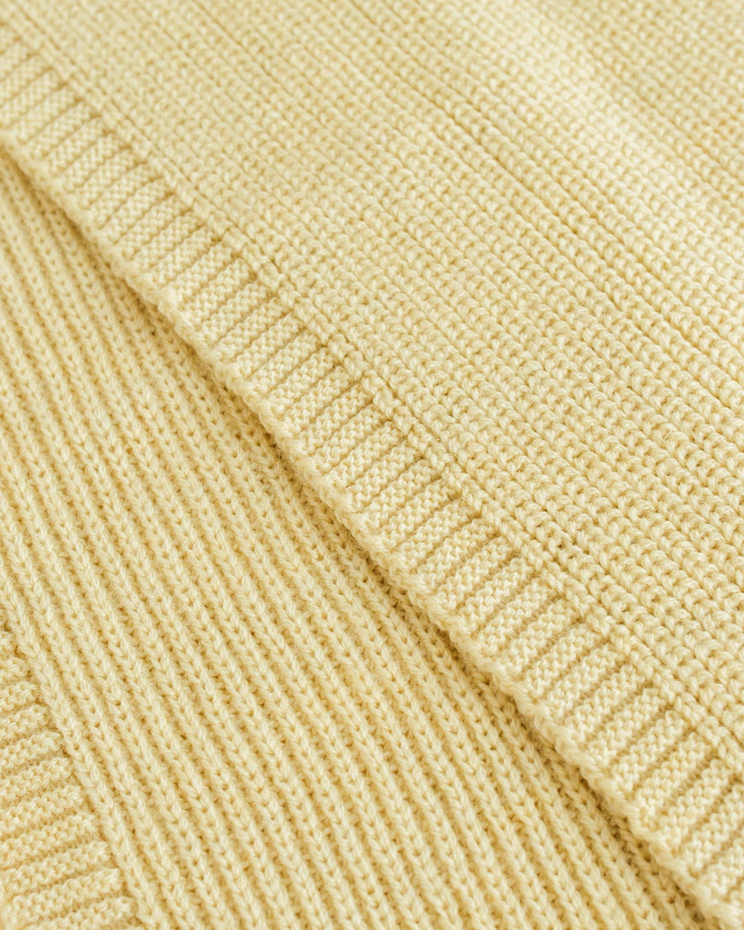 Hvid Gustave Scarf Light Yellow - La Gentile Store