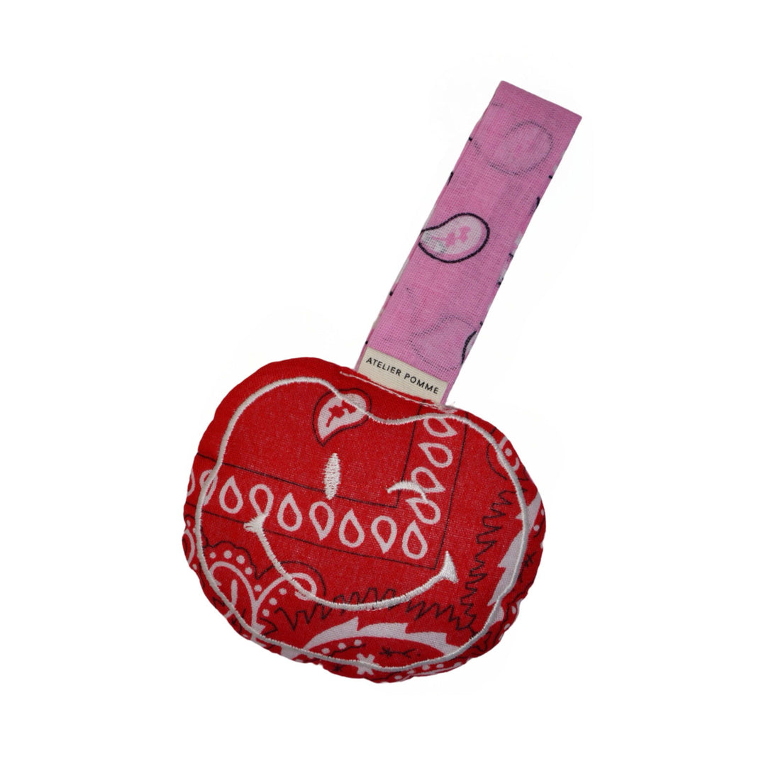 Atelier Pomme Apple Of My Eye Pacifier Cuddle Bandana Rouge - La Gentile Store