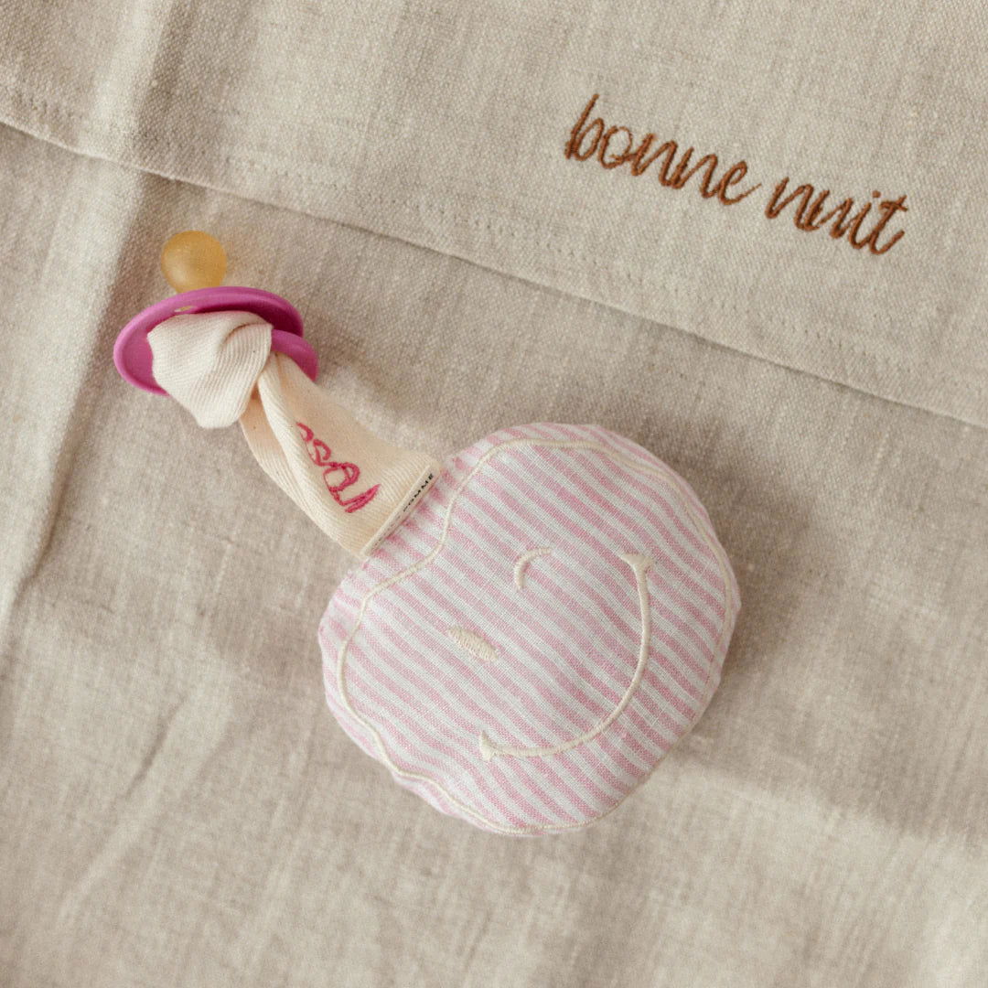 Atelier Pomme Apple Of My Eye Pacifier Cuddle Linen Pinky Promise - La Gentile Store