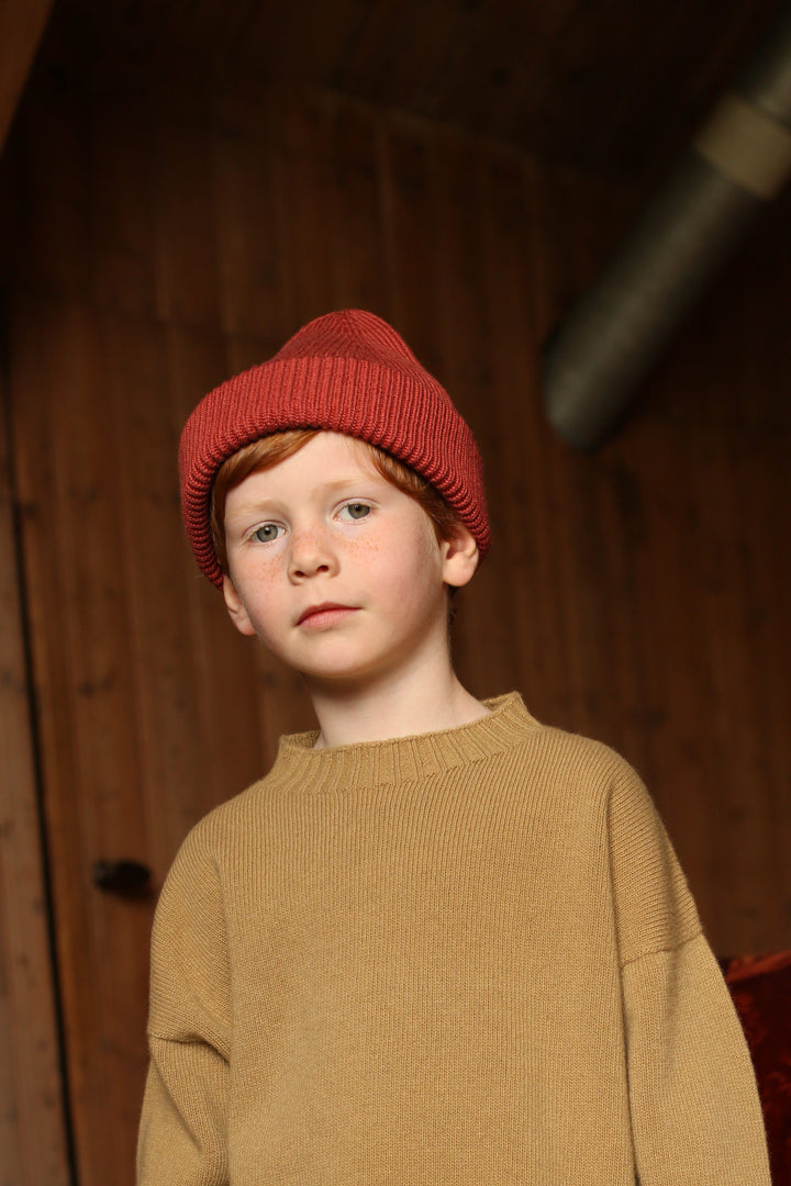 Hvid Fonzie Kids Beanie – Wild Berry