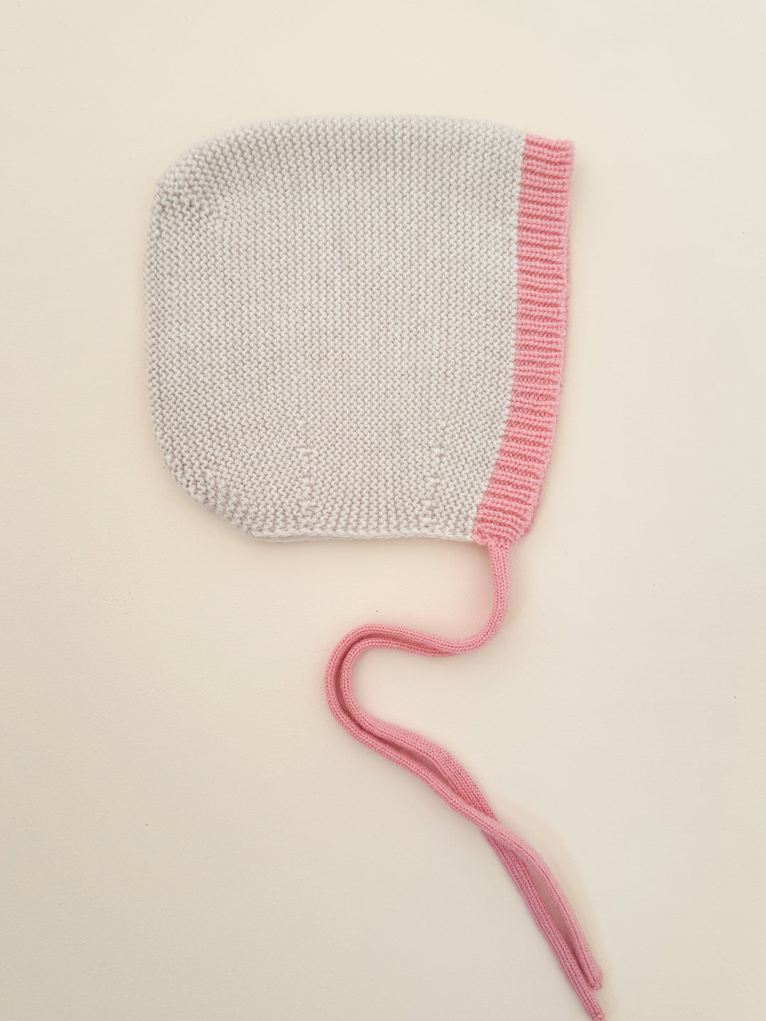 Hvid Newborn Bonnet Dolly Cream - Cotton Candy