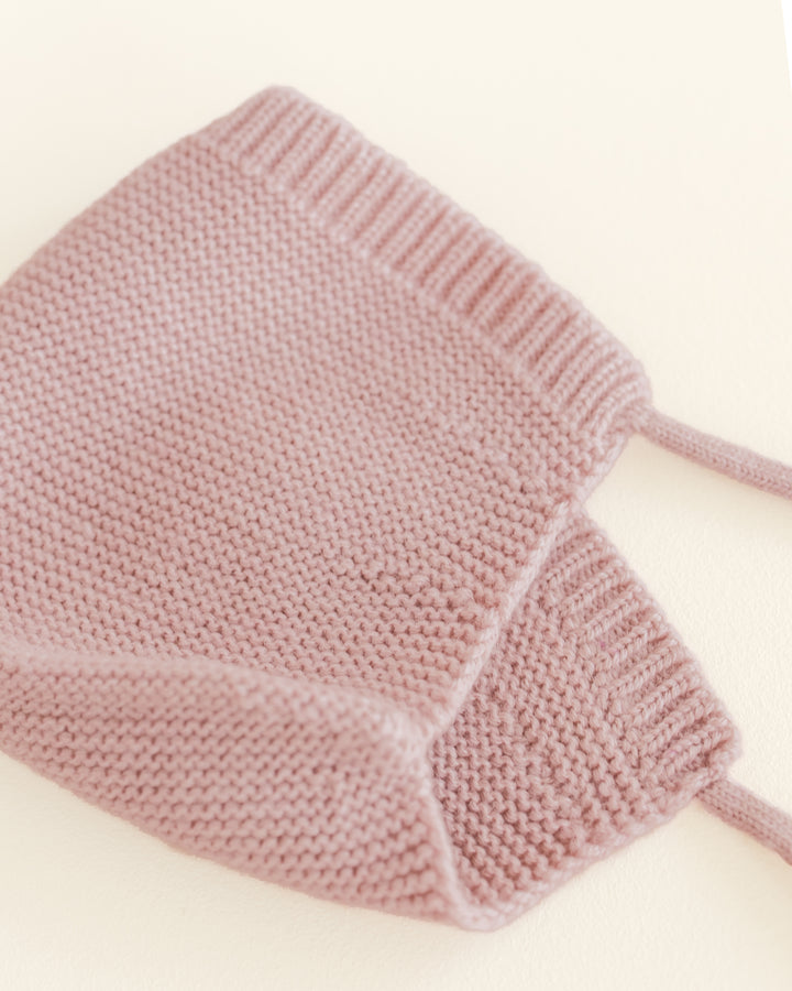 Hvid Newborn Bonnet Dolly Powder