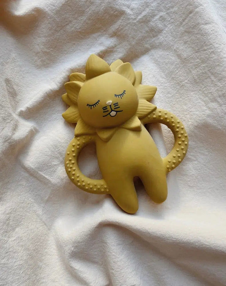 Konges Sløjd Lion Teether Mustard - La Gentile Store