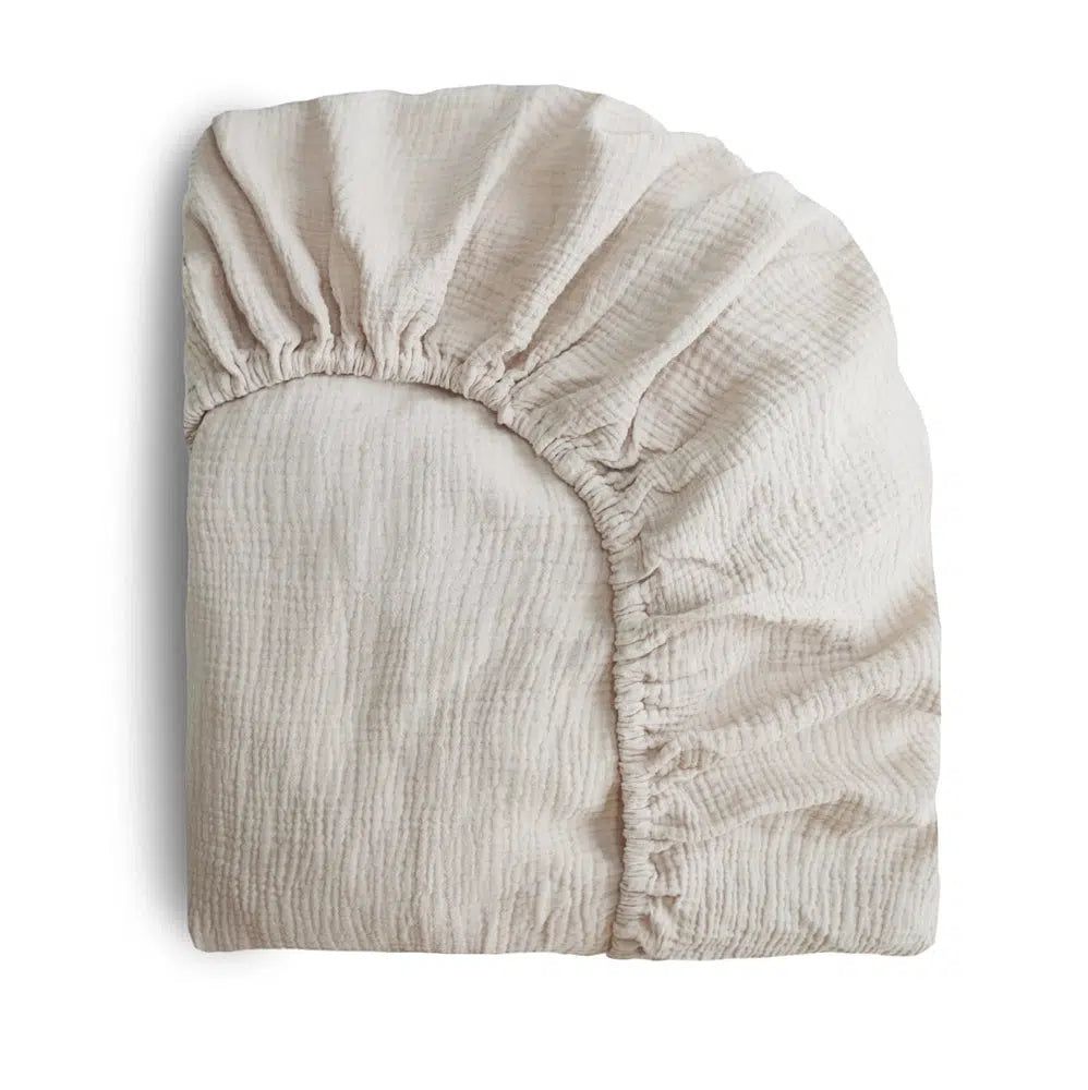 Mushie Muslin Fitted Sheet Fog - La Gentile Store